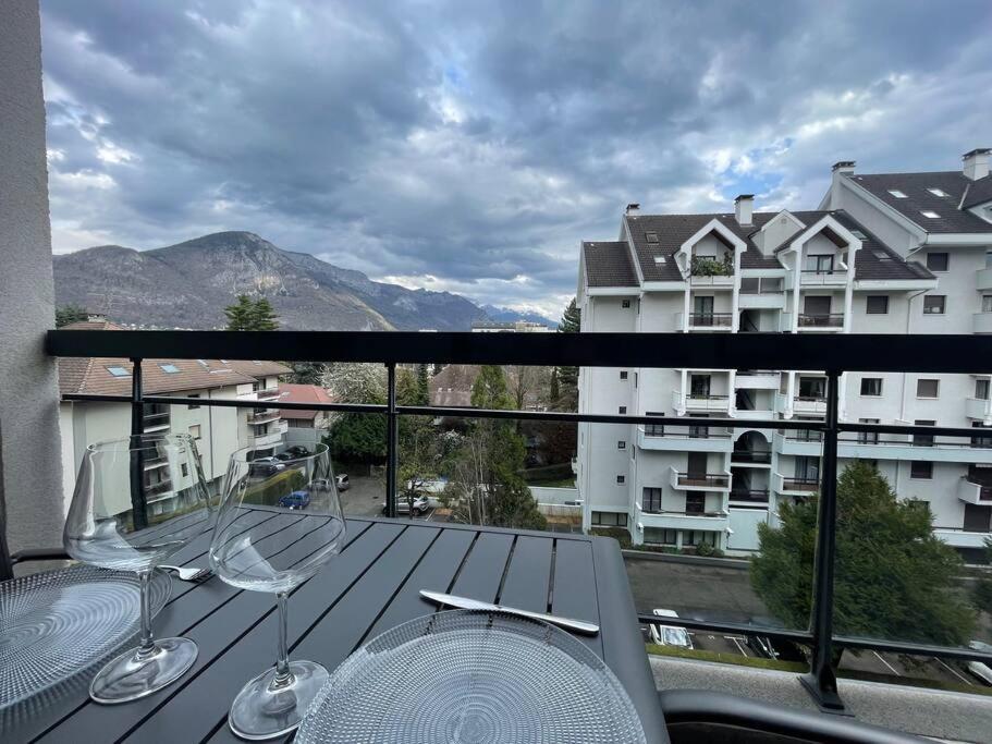 Le Mont-Veyrier, Parking Et Vue Διαμέρισμα Άννεσι Εξωτερικό φωτογραφία